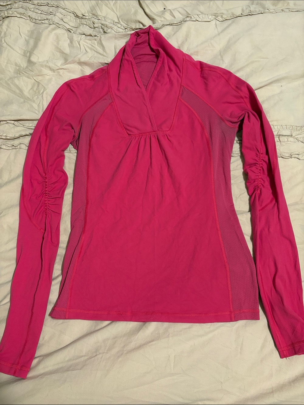 Lululemon Women's Long-Sleeve Pink Active Top sweater